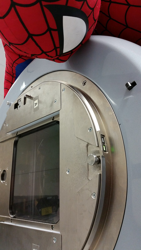 Image number, category and title are below the image 