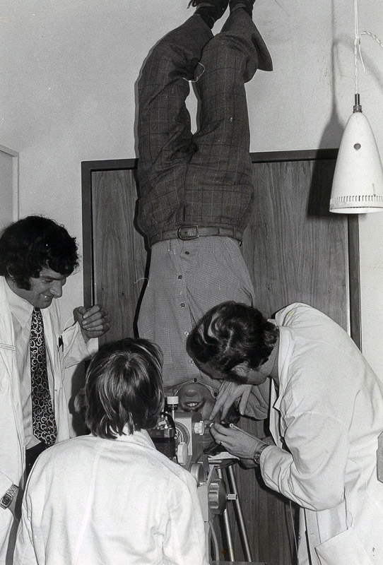 Image number and title are below the image 